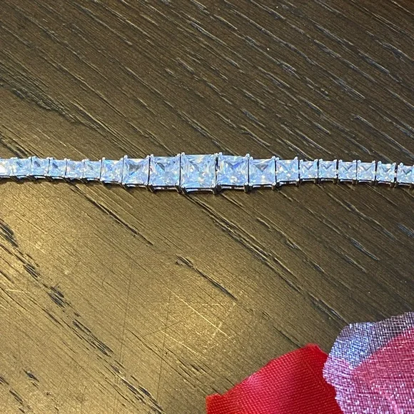 PRICE DROP!!!🎉🎉🎉Absolute™ Sterling Silver Quadrillion-Cut Tennis Bracelet💛 - Picture 8 of 8